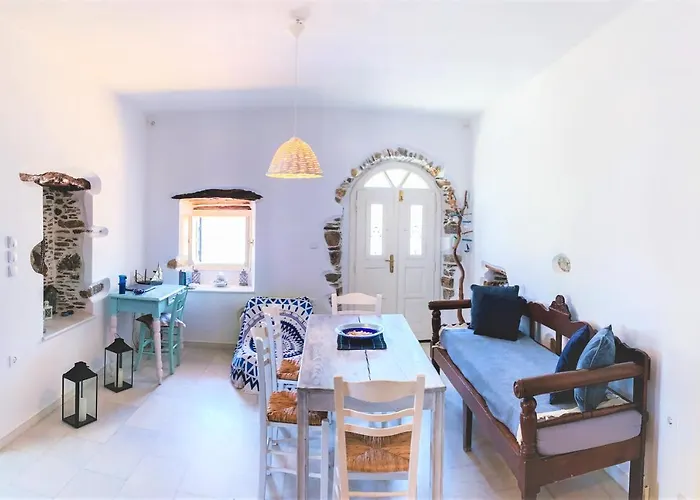 Blue & White: An Absolute Aegean Dream House Feriehus Galini (Naxos)