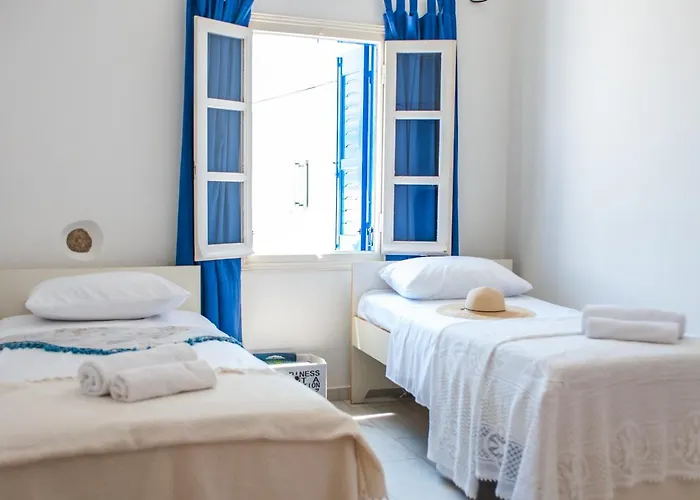 Blue & White: An Absolute Aegean Dream House