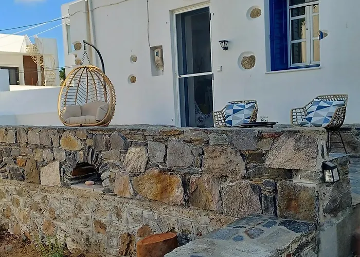 Feriehus Blue & White: An Absolute Aegean Dream House *