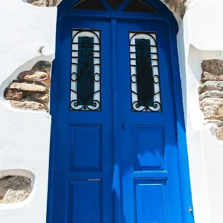 Blue & White: An Absolute Aegean Dream House Galini (Naxos)