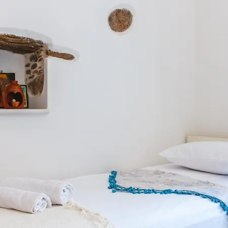 Blue & White: An Absolute Aegean Dream House Holiday home