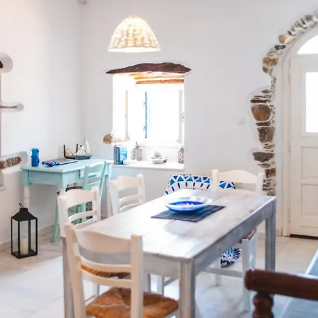 Blue & White: An Absolute Aegean Dream House Holiday home *