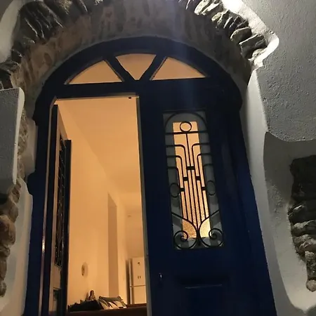 Tatil Evi Blue & White: An Absolute Aegean Dream House *