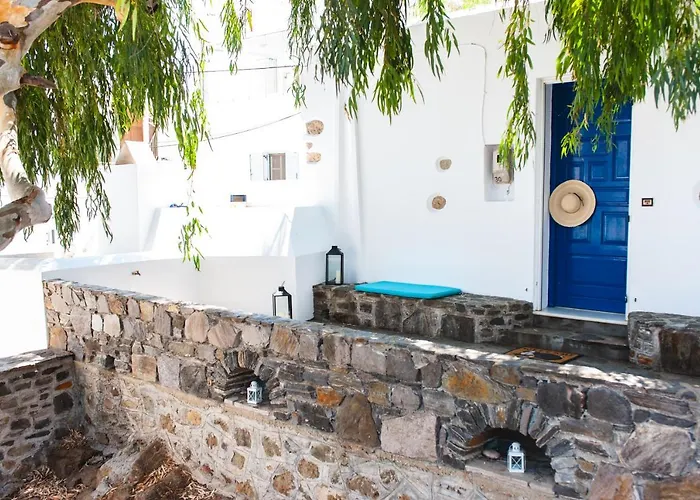 Blue & White: An Absolute Aegean Dream House Ferienhaus *